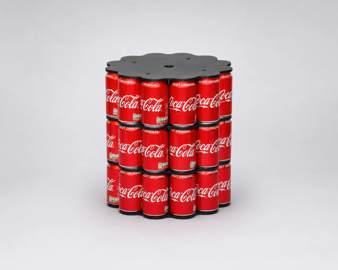 Le Kit Noir Recyclé monté avec des canettes