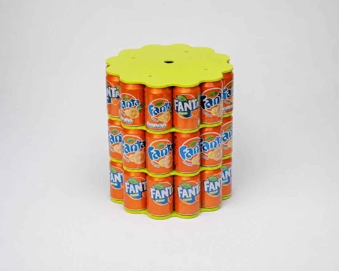 Le Kit Vert Anis monté avec des canettes